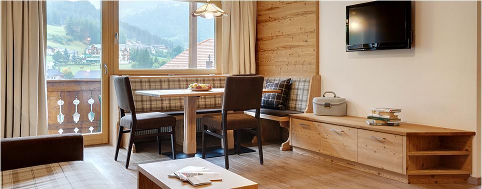 Garni Salegg Aparthotel Ortisei Exteriör bild