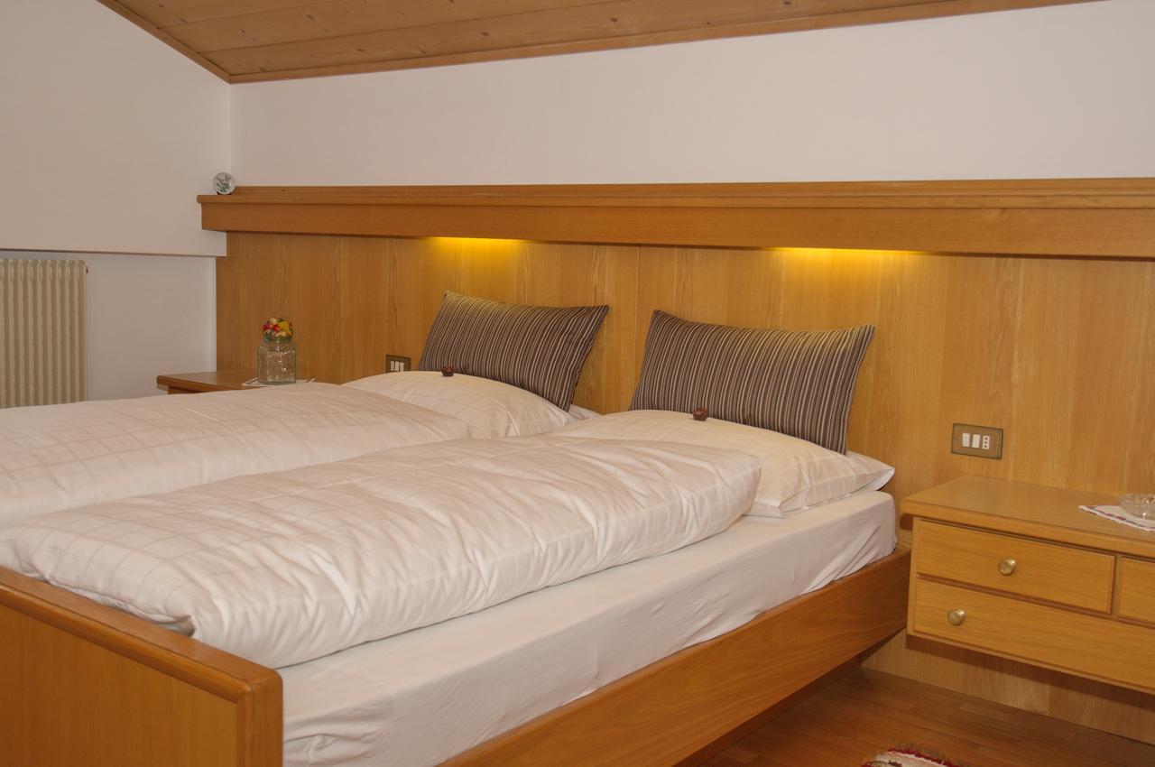 Garni Salegg Aparthotel Ortisei Exteriör bild