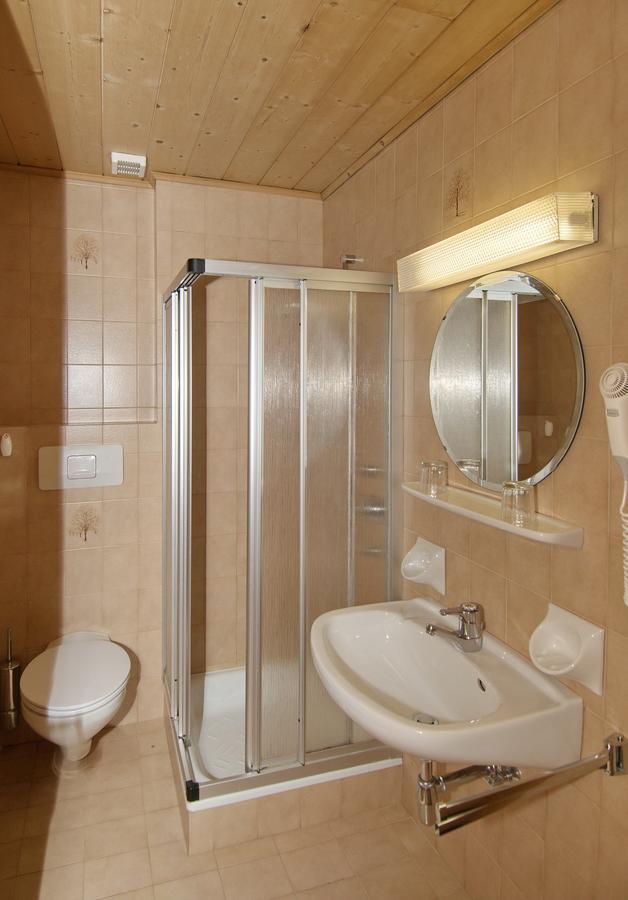 Garni Salegg Aparthotel Ortisei Exteriör bild